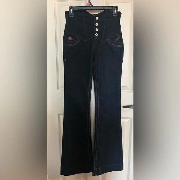 FOXY Jeans - Picture 13 of 13